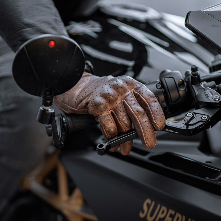 Monster Evo Brown detail 5