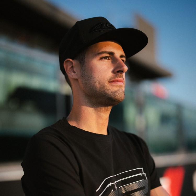 4SR šiltovka Black Rocket