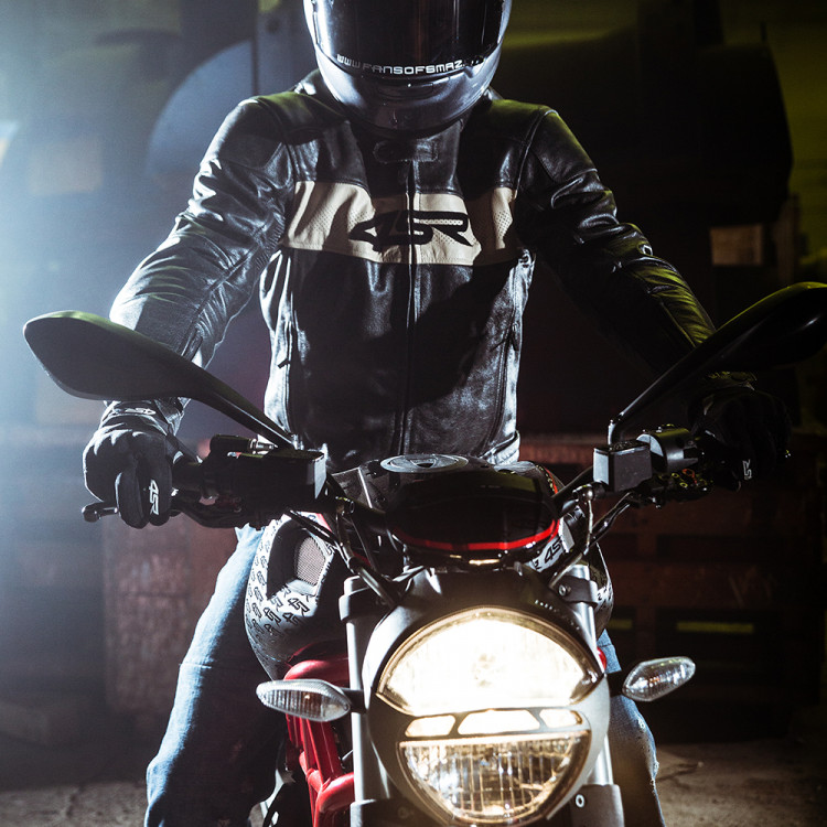 4SR retro bundy na motorku Hooligan