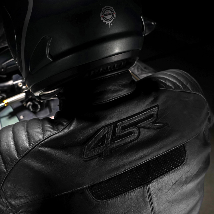 Cool Evo chrbát logo