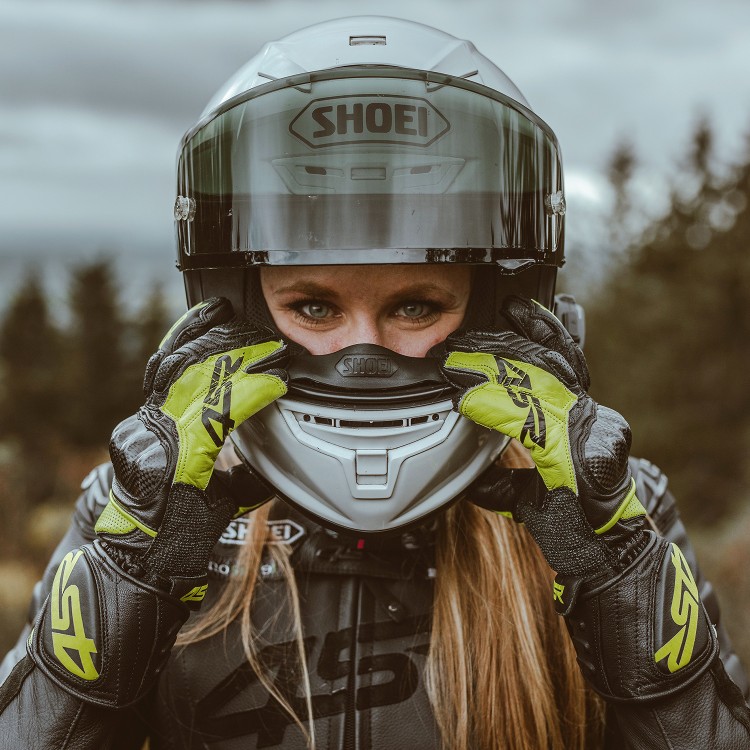 TT Replica Lady Black Series detail prilba