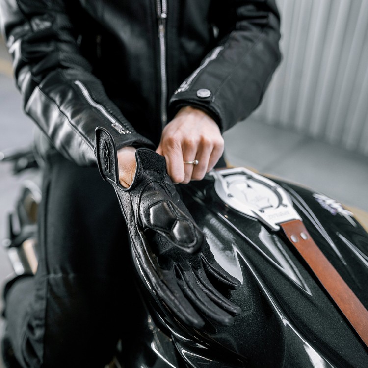 Monster Lady Evo detail 3