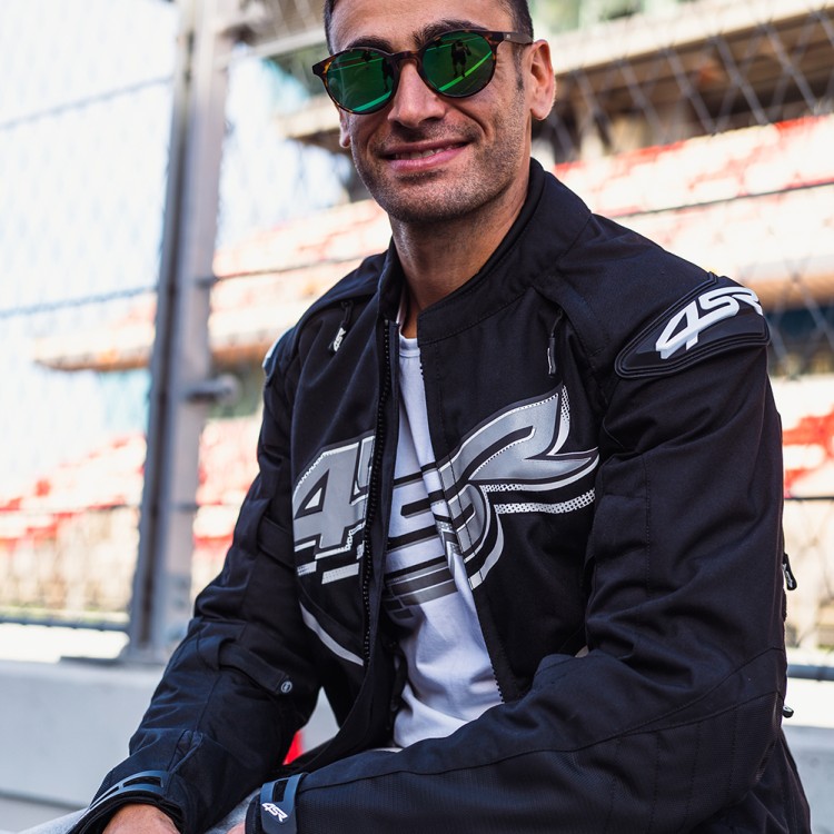 RTX Black bunda na pretekárovi 