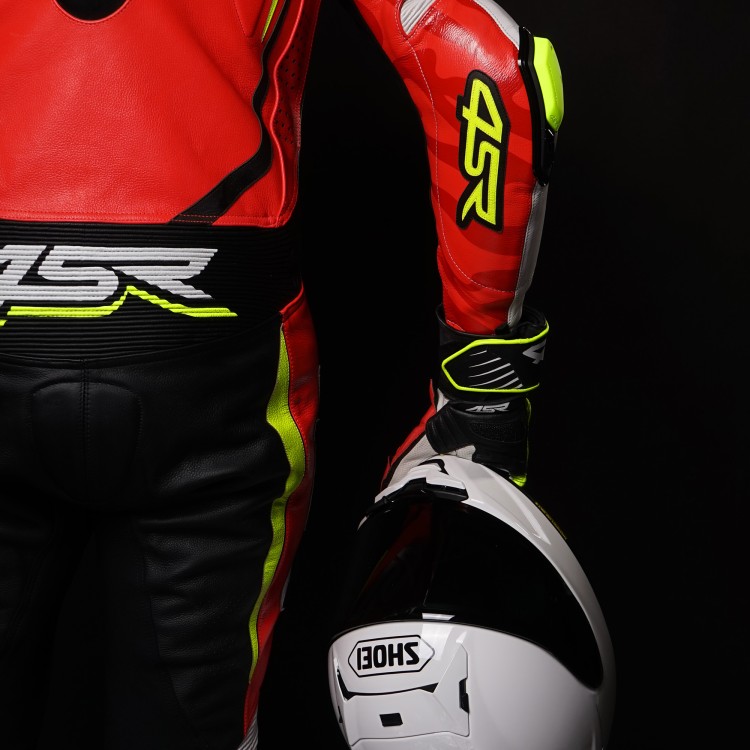 Racing Inferno AR/zo zadu  ruka