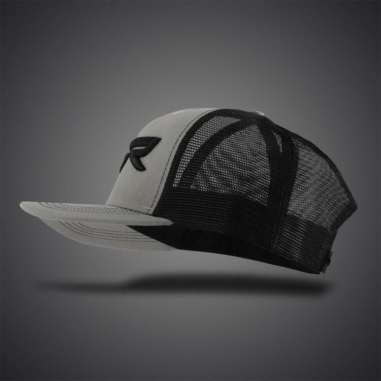 4SR Šiltovka Phantom