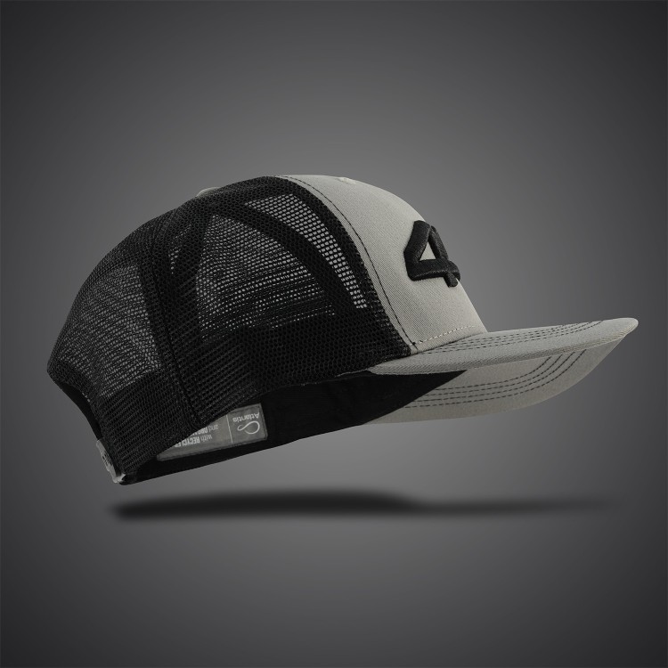 4SR Šiltovka Phantom