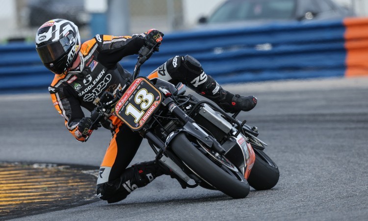 MOTOAMERICA V FARBACH 4SR