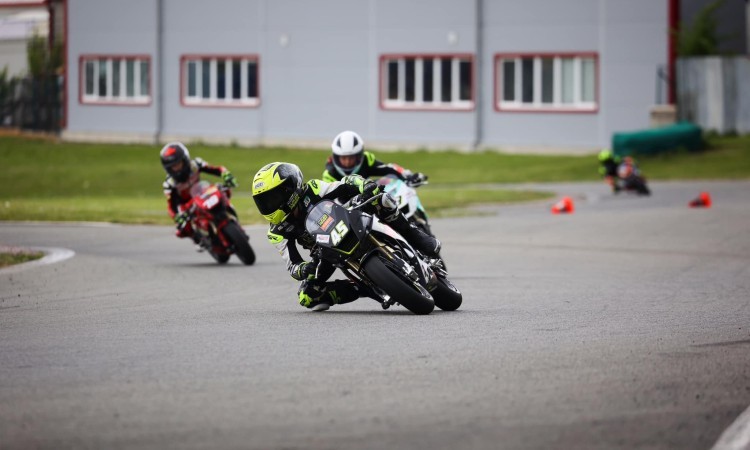 4SR oficiálnym partnerom šampionátu Miniracing ČR