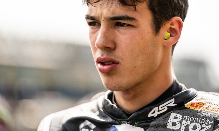 OLIVER KÖNIG SA CHÝSTA NA MAJSTROVSTVO SVETA SUPERBIKOV V MOSTE